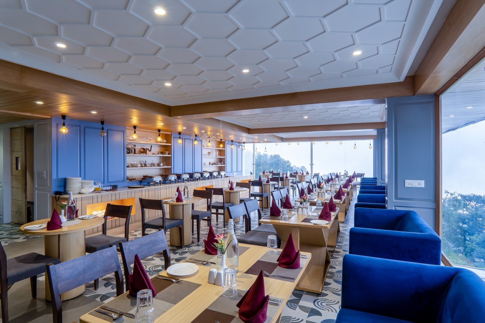 Restaurant 5 (1) (1) (1)